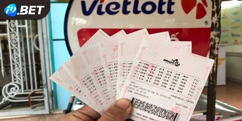 Giá vé xổ số Vietlott hiện nay là 10.000 VNĐ/vé, dễ dàng mua online